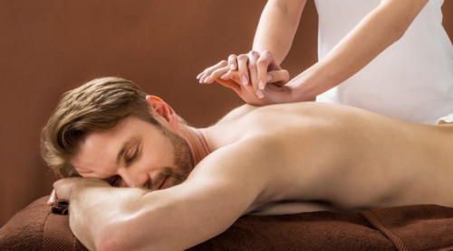 Dubai hotels massage is the best place for getting a body to body massage, full body massage, Nuru massage and many types of massage services at cheap rates.

http://www.dubaihotelsmassage.com/