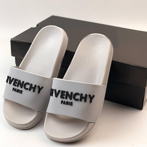 Givenchy-Gray-400x500.jpg