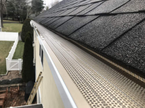 If you need a Gutter installer in Fairfield? We are always there to deliver the quality that you need. We are licensed, fully insured, owner-operated, and have the highest customer satisfaction ratings. We only offer the thickest aluminum available on the market, to ensure our customers receive a long-lasting solution. https://www.tlhomeimprove.com/gutter-guards-installation-repairs/
