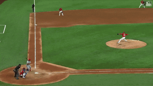 Kiner-Falefa-dive-replay-vs-LAA-8-7-2020.gif