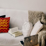 Pillow-Pack-Mockup-PSD---www.mockupgraphics