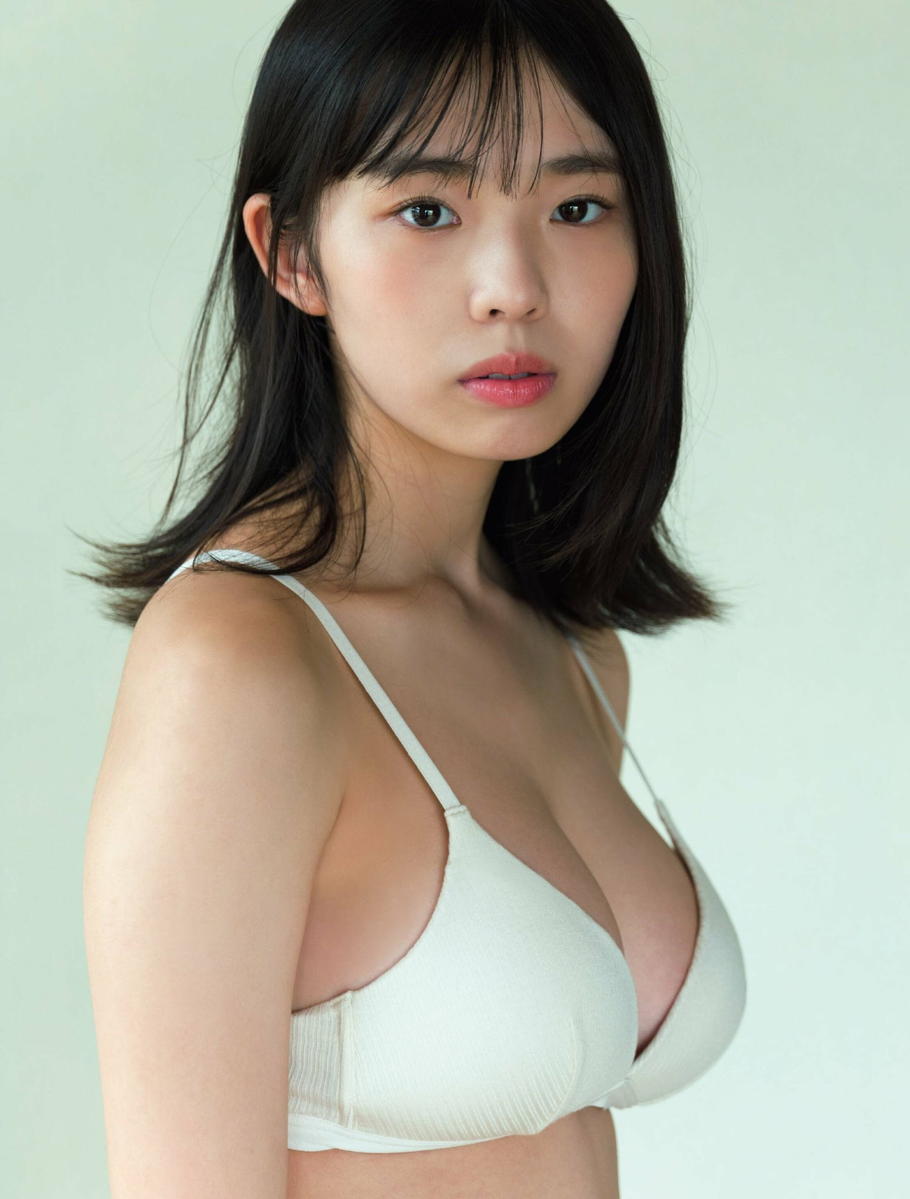 키쿠치 히나(菊地姫奈, きくち ひな) - 프라이데이 2022 11/25