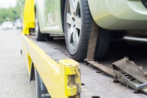 "LJC Auto Recycling & Salvage" offers the best scrap vehicle removal services in Surrey. At no additional charge, we provide high-quality vehicle recycling and junk car removal with complete paperwork. With us, you can get the greatest price for your old, junk automobile. https://www.ljcautospares.co.uk/
