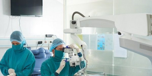 best-laser-piles-surgeon-in-delhi.jpg